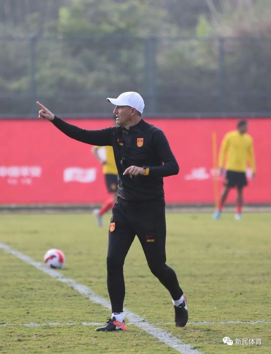曰本三级香港三级人妇99视频